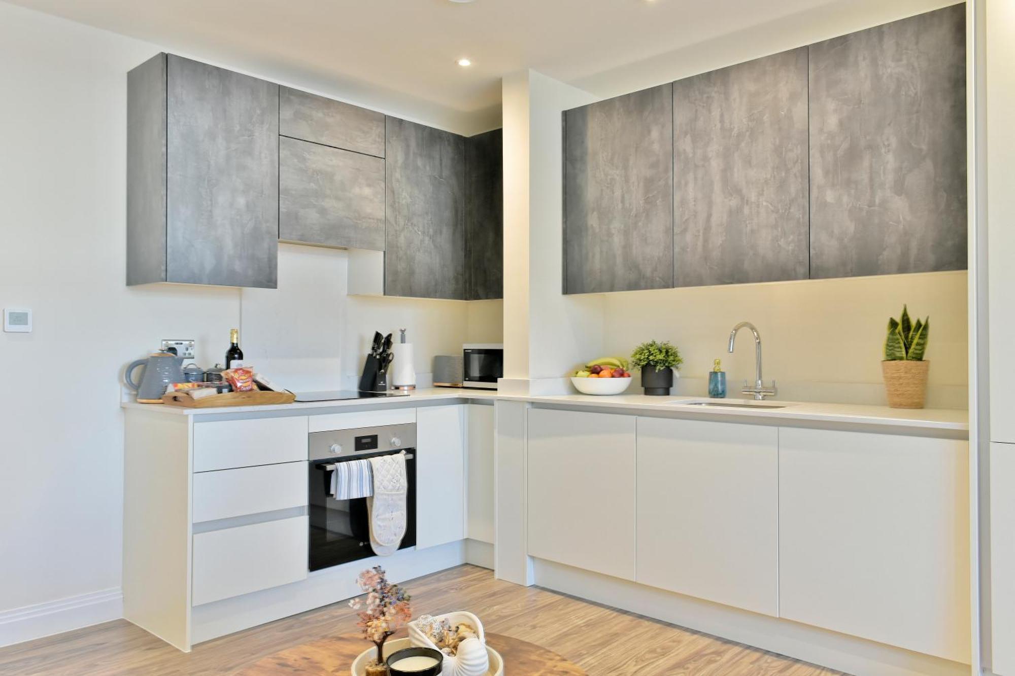 Stunning Apartment Near Citycentre & Oracle เรดดิ้ง ภายนอก รูปภาพ